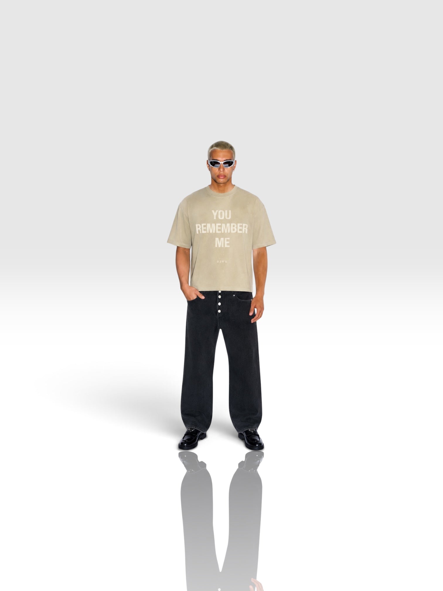 DEJAVU Hand-Frayed Sunfade Paint Splatter T-Shirt