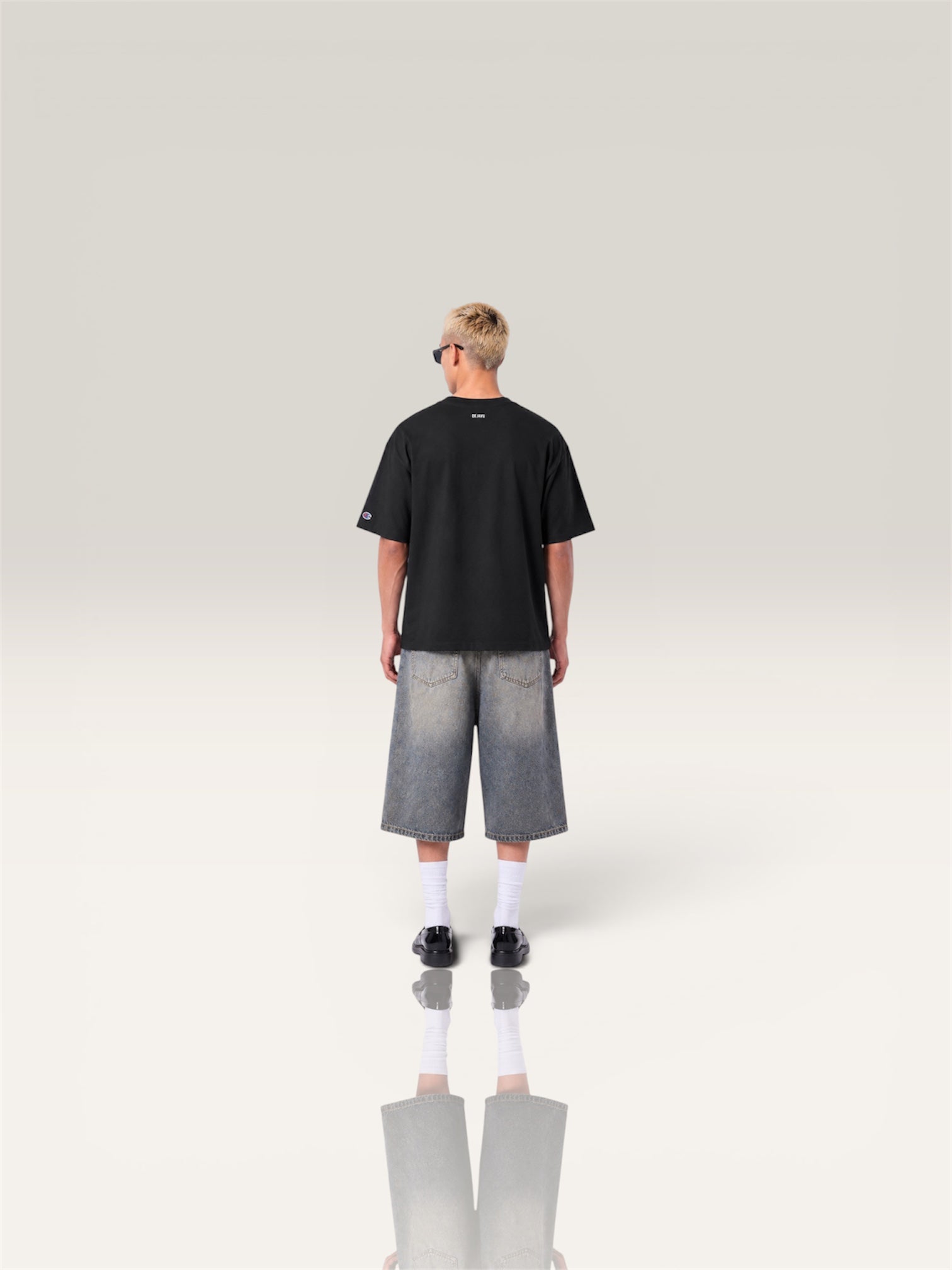CHAMPION TEE