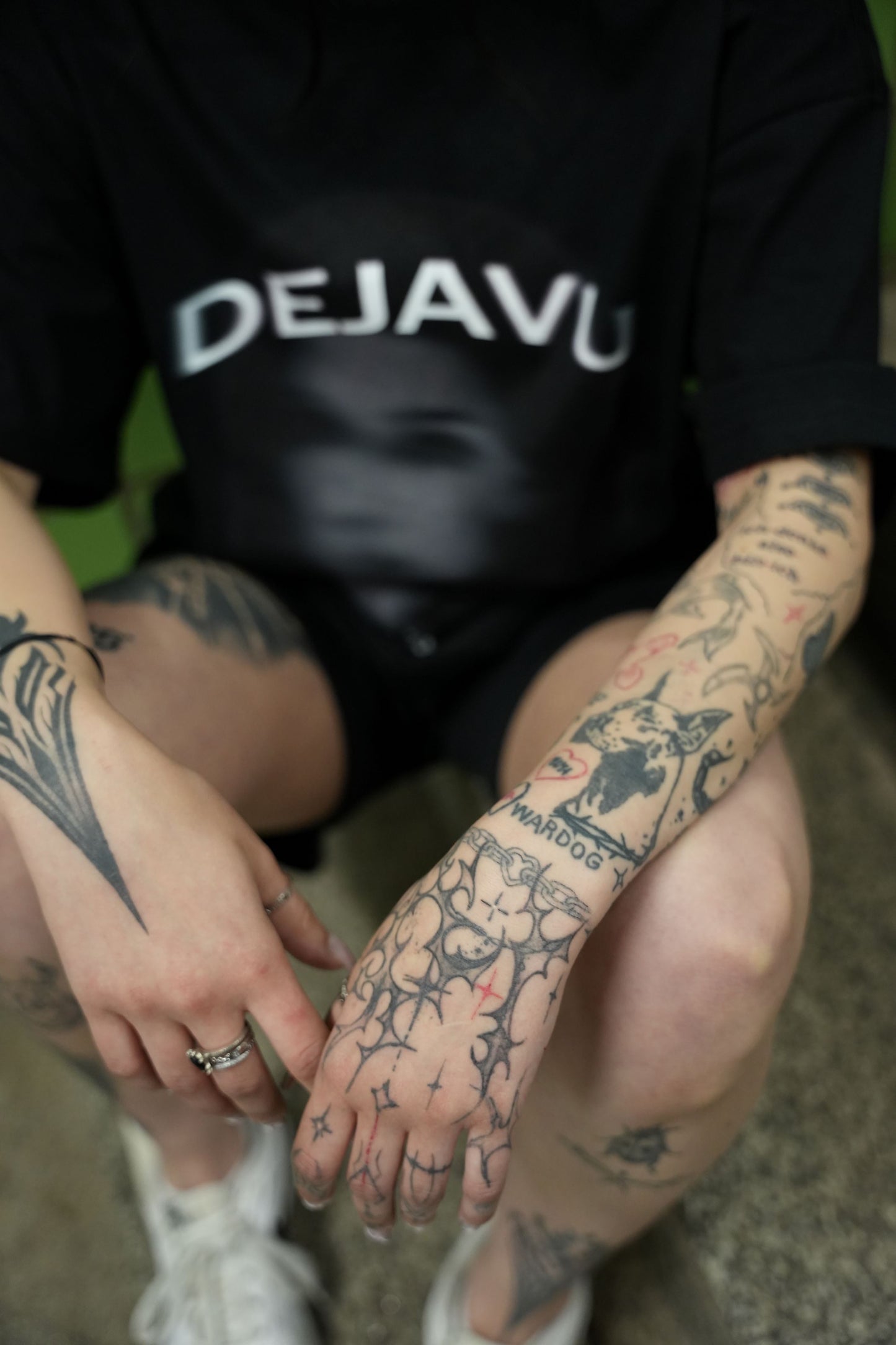 DEJAVU DEAD WOMAN TEE