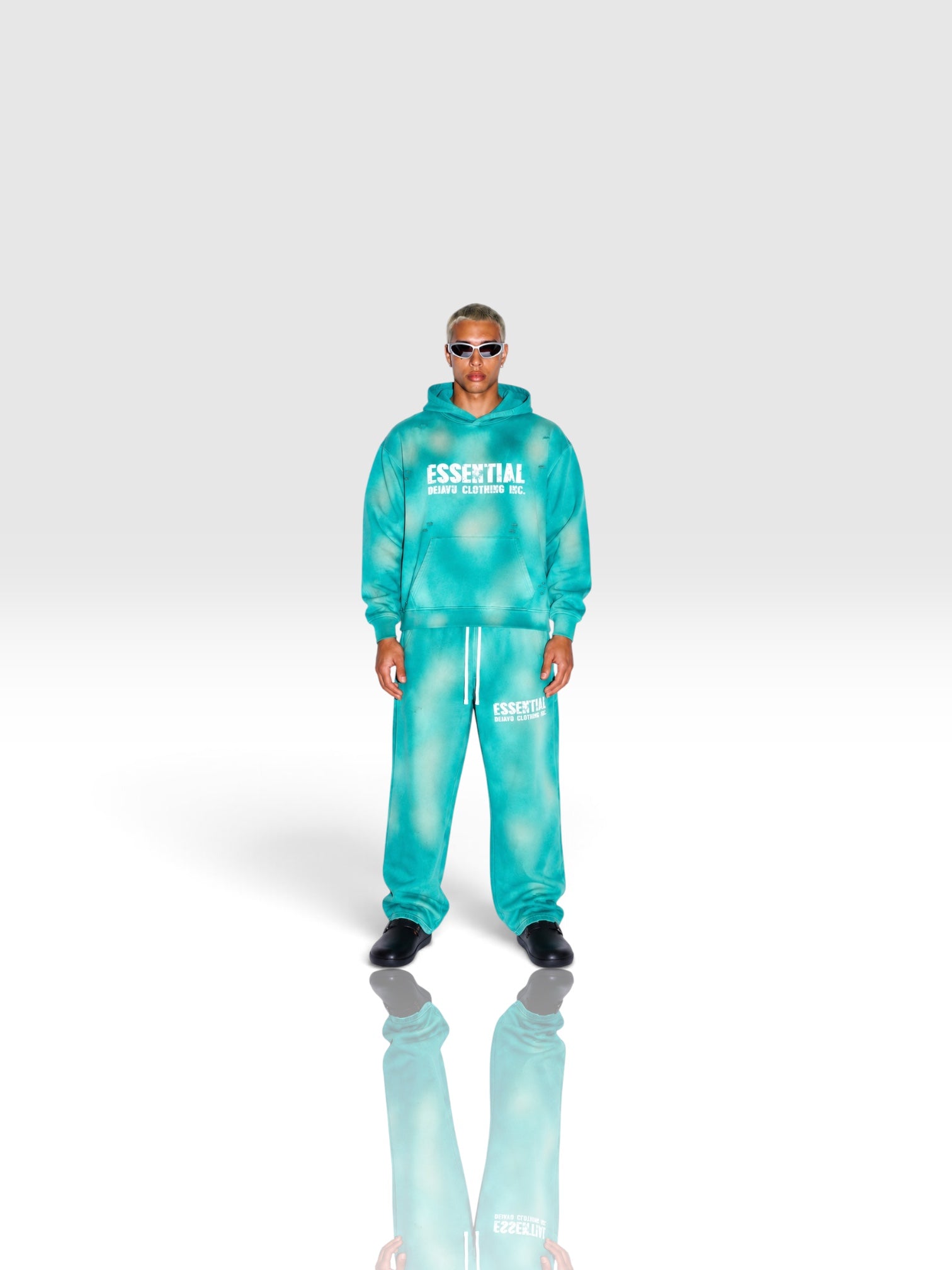 DEJAVU Unisex Sunfade Frayed Fleece Hoodie