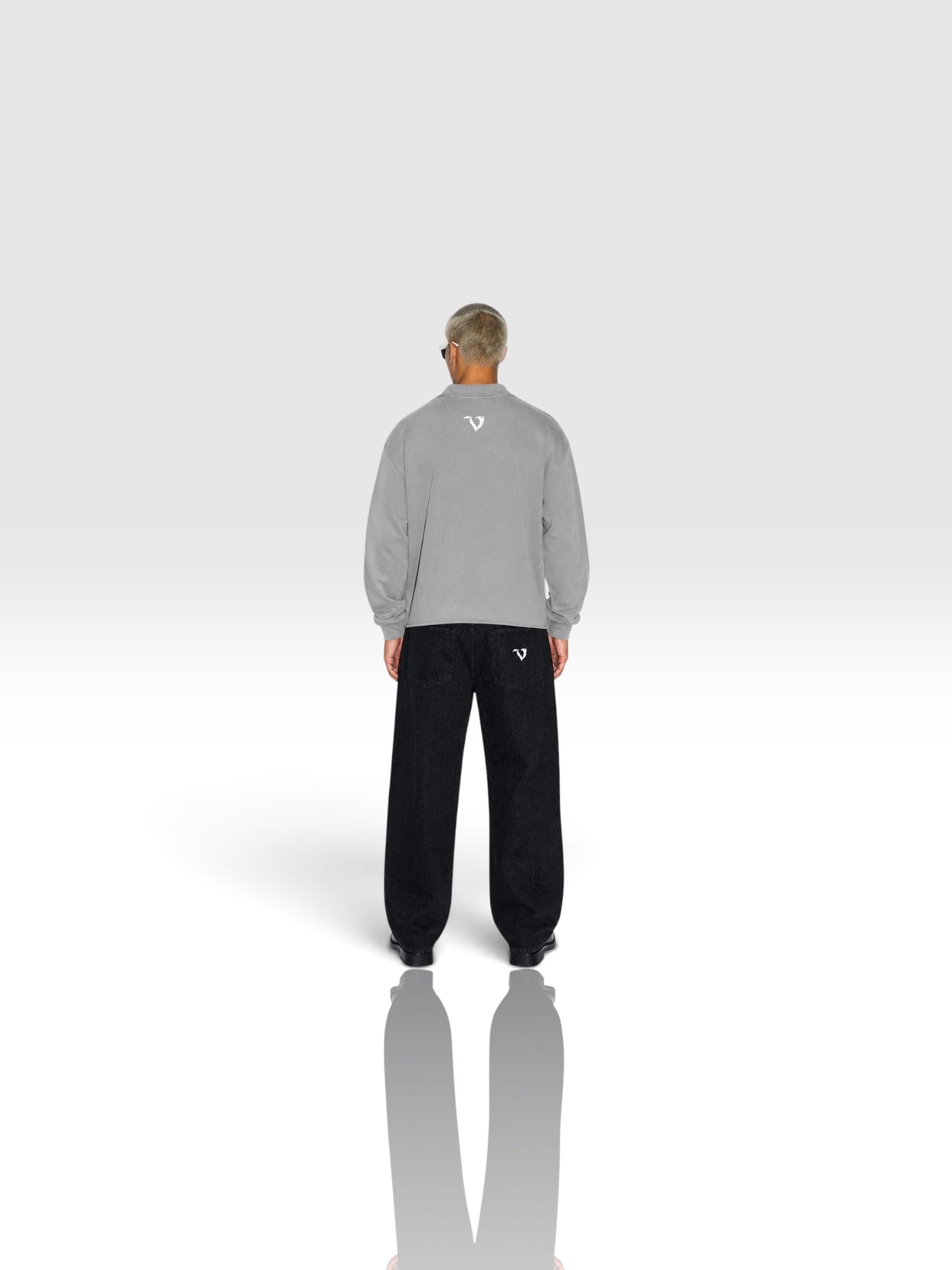 DEJAVU Unisex Mineral Wash Pullover Sweatshirt